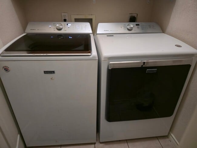 Building Photo - 199 Ulupau Cir