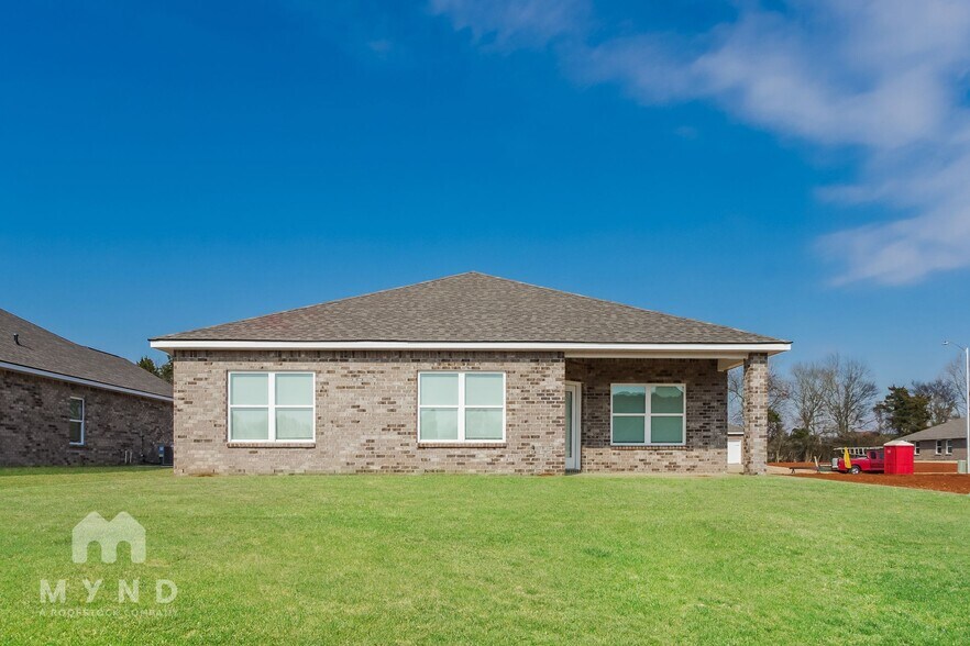 Building Photo - 229 Jerrie Lynn Blvd