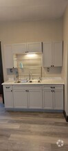 Building Photo - McKinley Suite