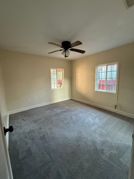 Building Photo - 4150 Chamoune Ave
