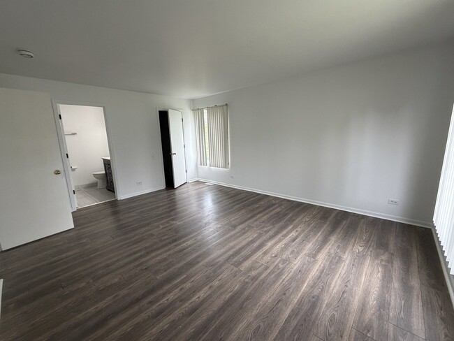 Building Photo - 2354 Nantucket Ln