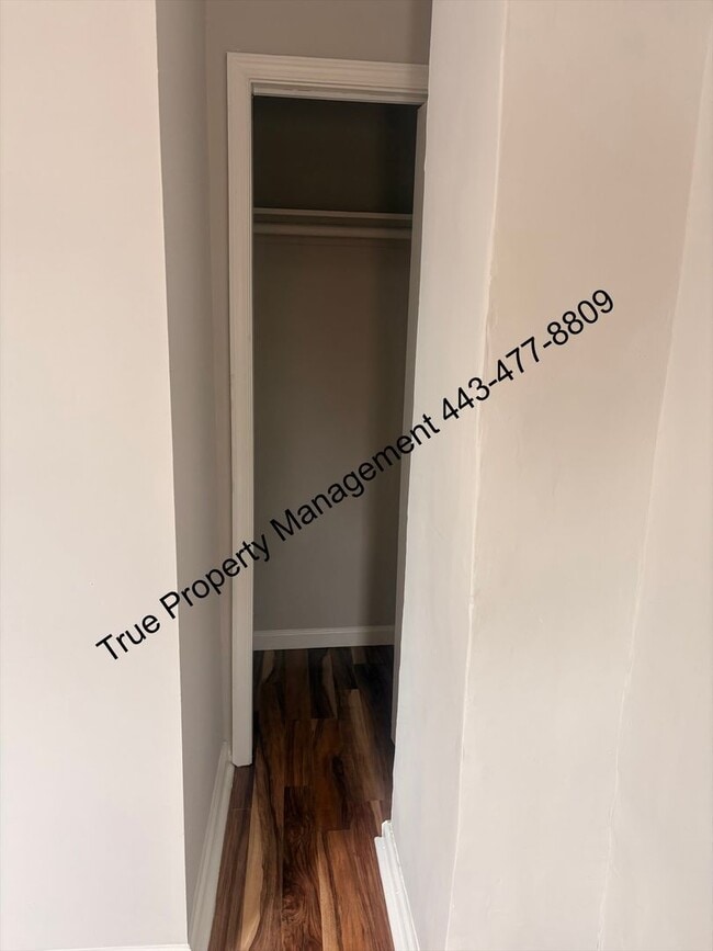 Building Photo - Apply Now, Move In Tomorrow