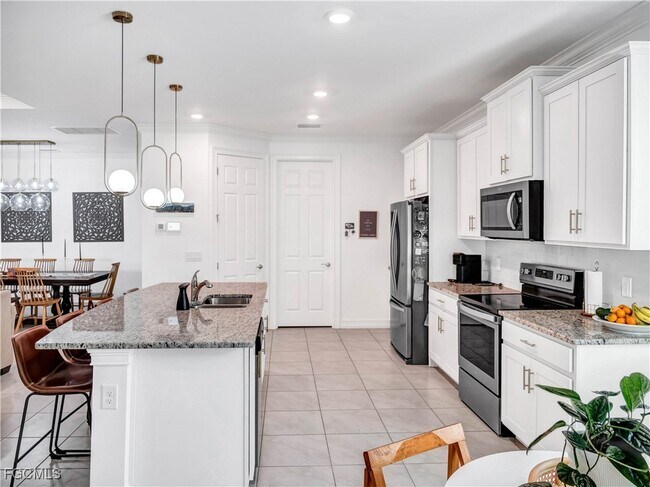 Building Photo - 3242 Baravaldo Cir