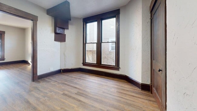 Building Photo - 1145 7th St NW