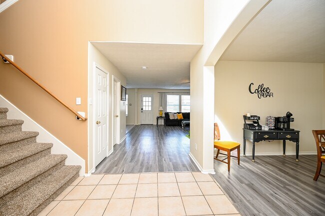 Building Photo - 12122 Lucky Meadow Dr