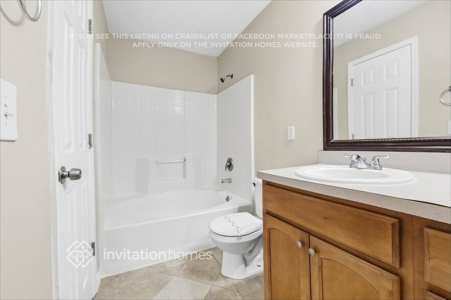 Building Photo - 1327 Aguacate Ct