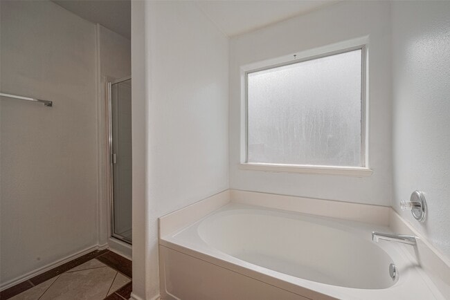 Building Photo - 6814 Shallow River Ct