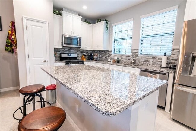 Building Photo - 5711 Colony Glen Rd