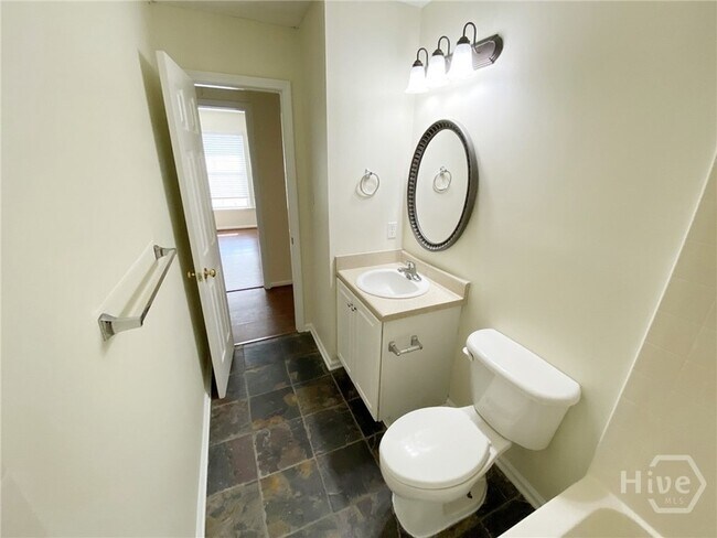 Building Photo - 205 Salt Landing Cir