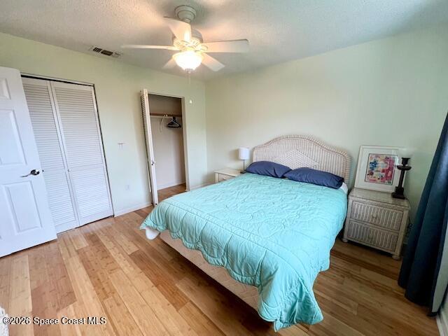 Building Photo - 4 Colonial Dr