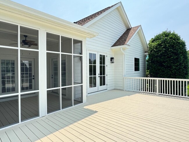 Building Photo - 7203 Brisbane Ct