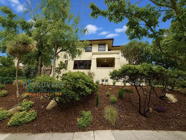 Building Photo - Comnig Soon! Coveted Traditional Piedmont Home