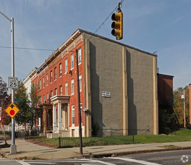 Primary Photo - 1302 W Lexington St