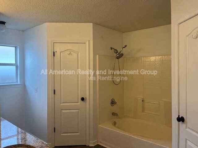 Building Photo - 1995 Catline Cir