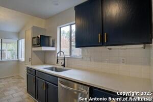 Building Photo - 7291 Shadow Ridge