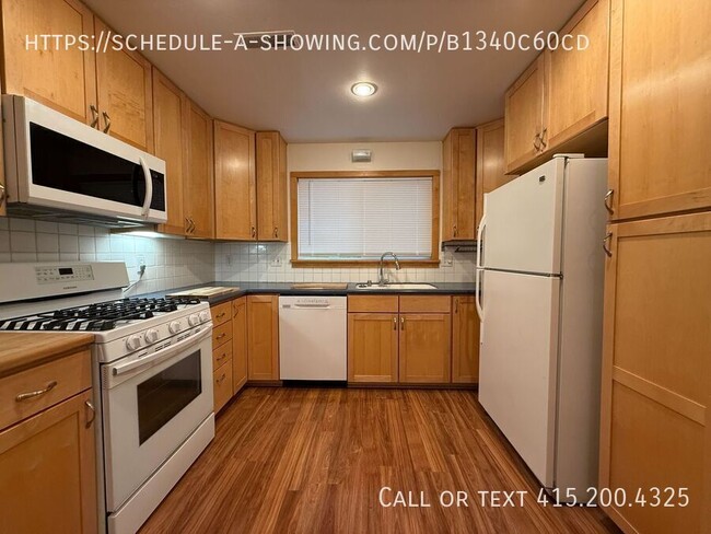 Building Photo - Available now!! Spacious & Versatile Home ...