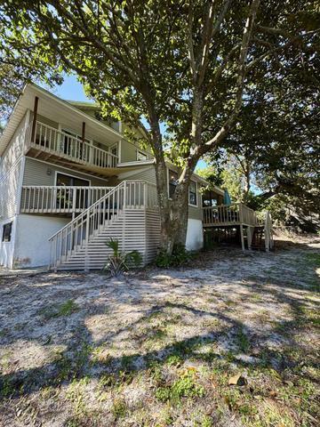 Building Photo - 504 Main St