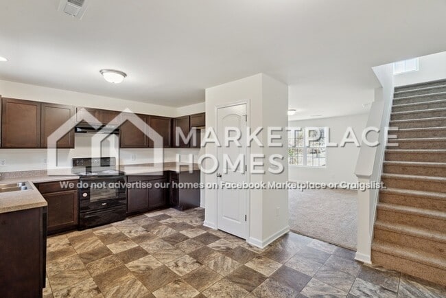 Building Photo - 308 Oferrell St