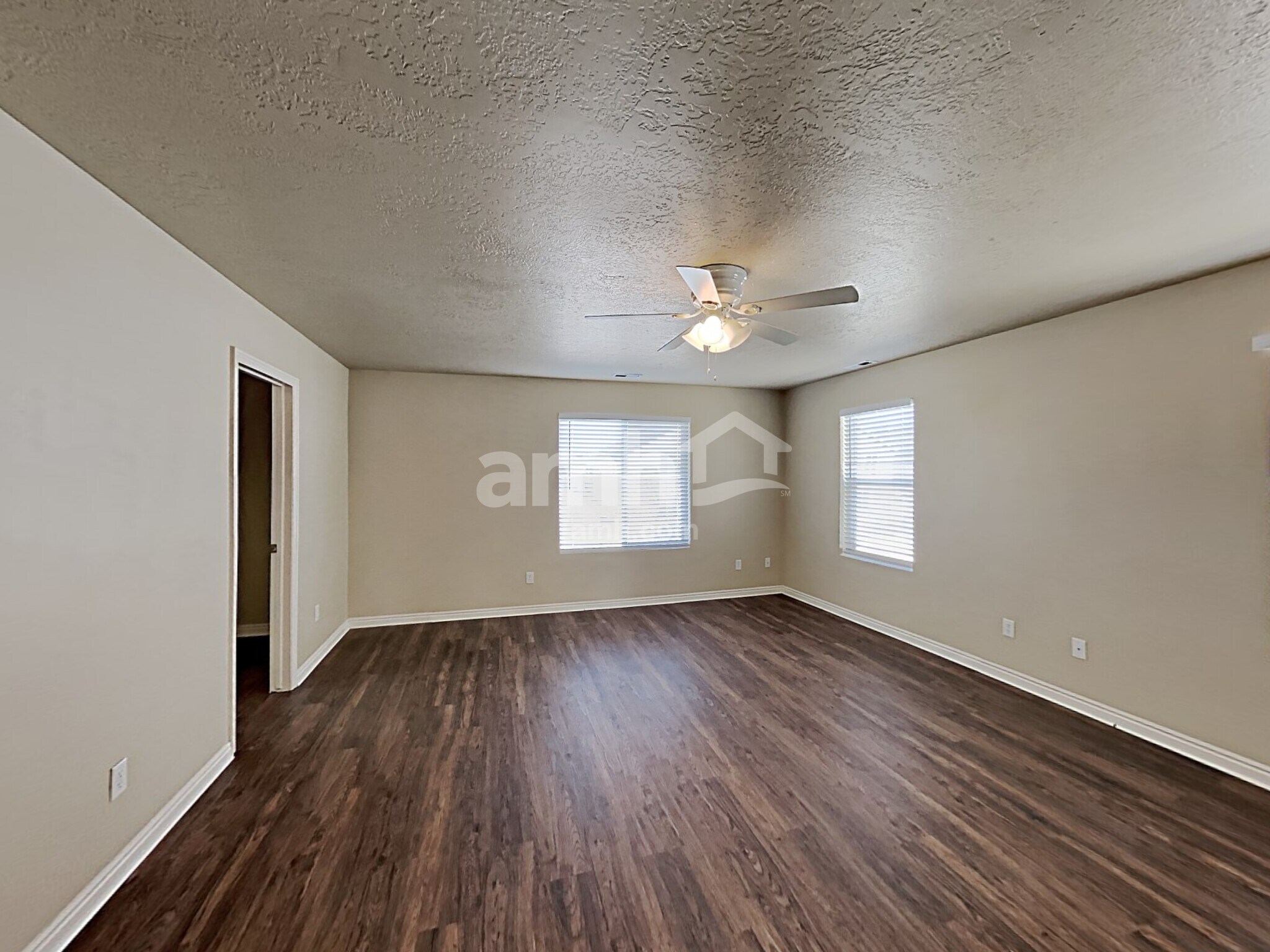 Building Photo - 2129 Revere Way