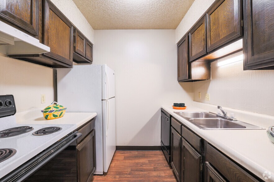 1BR, 1BA - 620SF - 21W at Wichita State