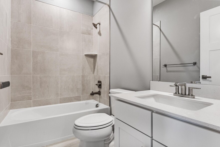 Building Photo - 1 Sage Way