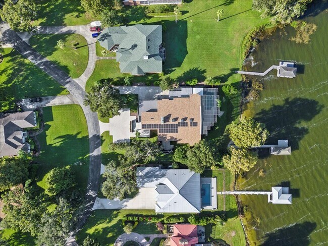 Building Photo - 3824 Gaines Dr