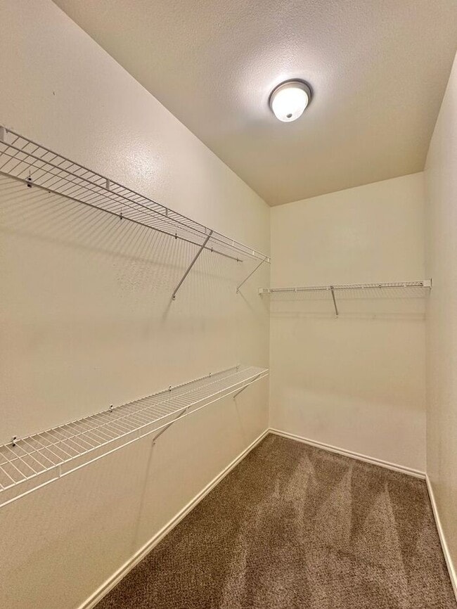 Building Photo - AVAILABLE NOW! Cozy 4 Bedroom2 Bath Home in West Tyler!