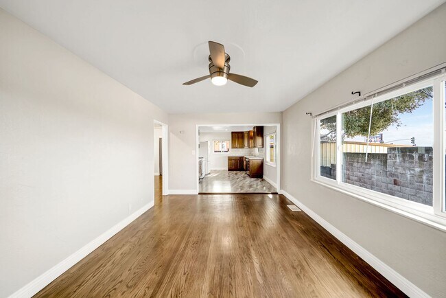 Building Photo - 9714 MacArthur Blvd