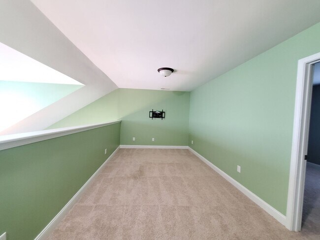 Building Photo - Gorgeous Home In Turnberry Subdivision