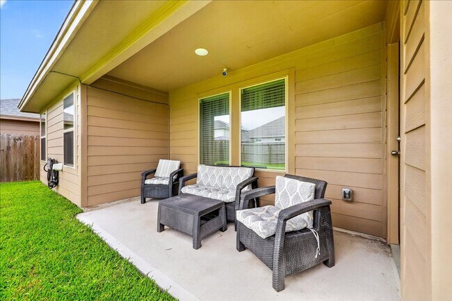 Building Photo - 7749 Bronco Buster Dr
