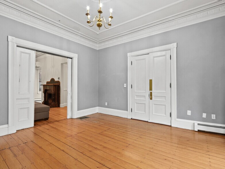 Building Photo - 32 G St