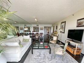 Building Photo - 8855 Collins Ave