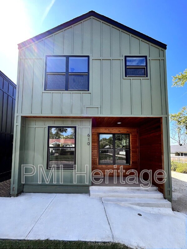 Building Photo - 602 N 6th St