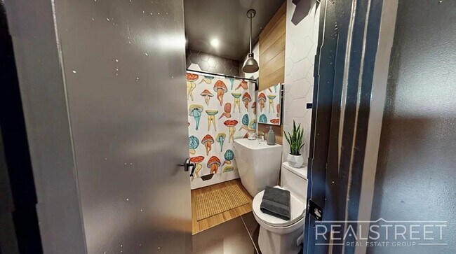 Building Photo - Modern Chic 2-Bedroom in Prime Prospect Lefferts Gardens – Near Prospect Park