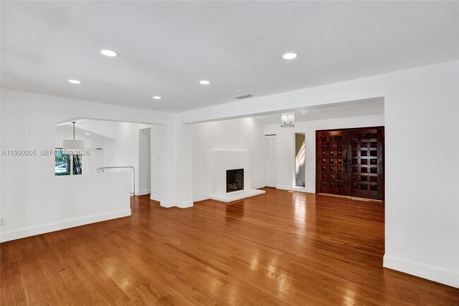 Building Photo - 20 NW 101st St