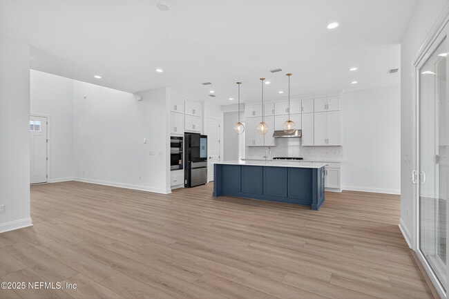 Building Photo - 713 Caiden Dr