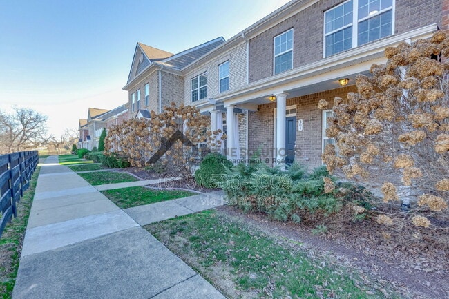 Building Photo - 304 Oldbury Ln