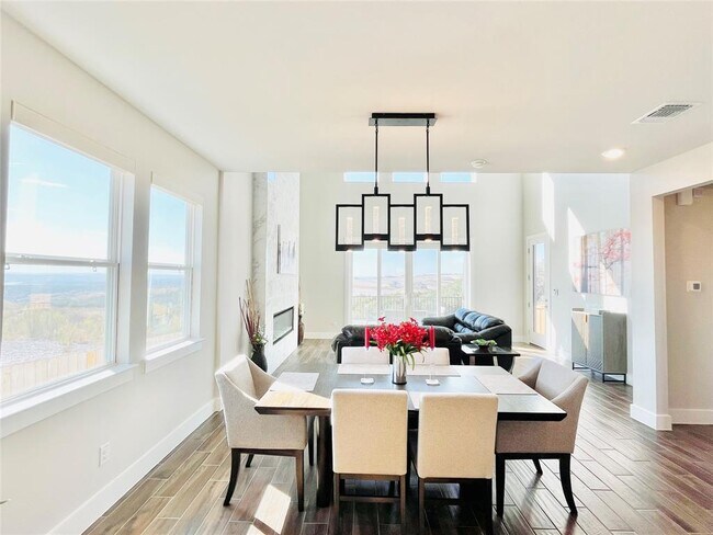 Building Photo - 8504 Pine Muhly Dr