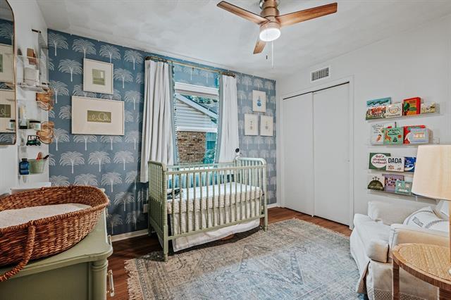 Building Photo - 10642 Mapleridge Dr