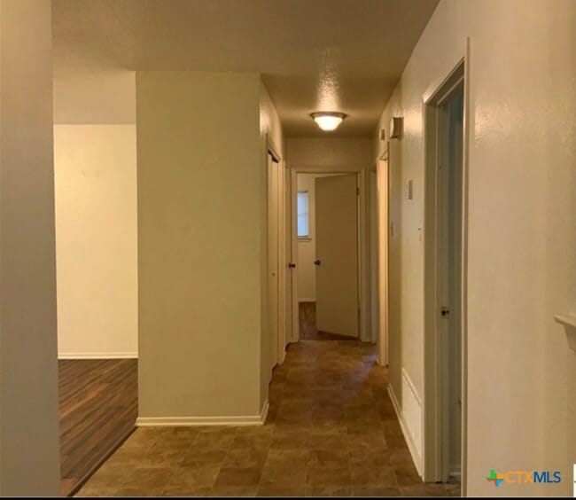 Building Photo - 1409 Paseo Del Oro