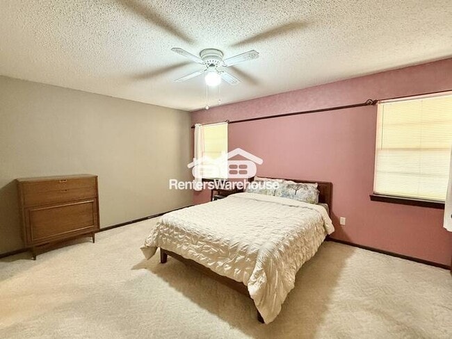 Building Photo - Spacious Corner-Lot Home with Cozy Charm a...