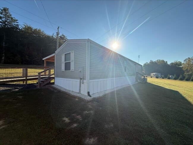 Building Photo - 2876 Democrat Rd