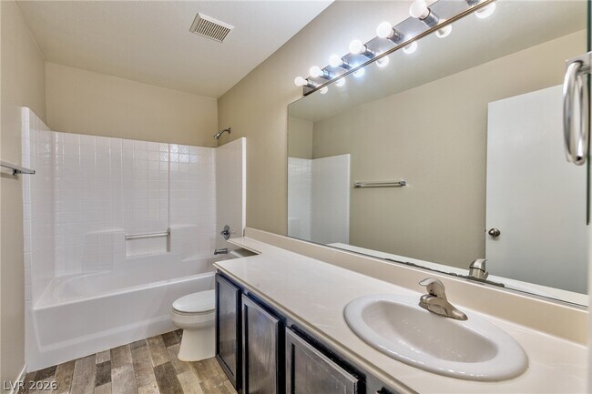 Building Photo - 7973 N Willow Pines Pl
