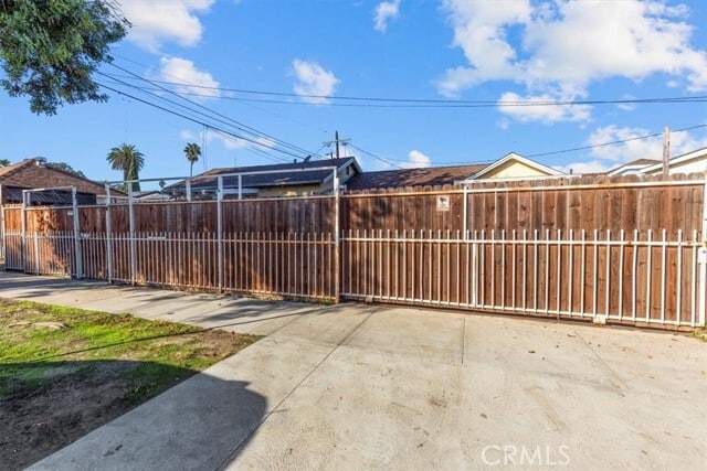 Building Photo - 10005 Denver Ave