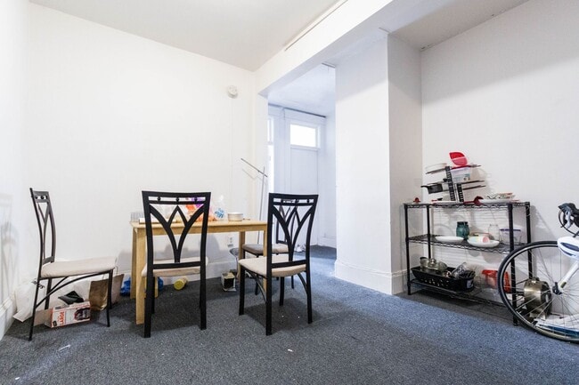 Building Photo - No Brokers Fee, Steps from the T Stop, Packard's Corner Area Heat, Hot Water Included, Laundry on...