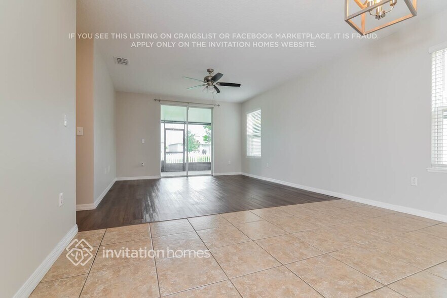 Building Photo - 5630 Silver Thistle Ln
