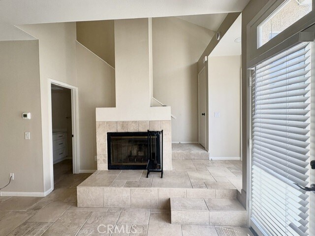 Building Photo - 27422 Iris Ave