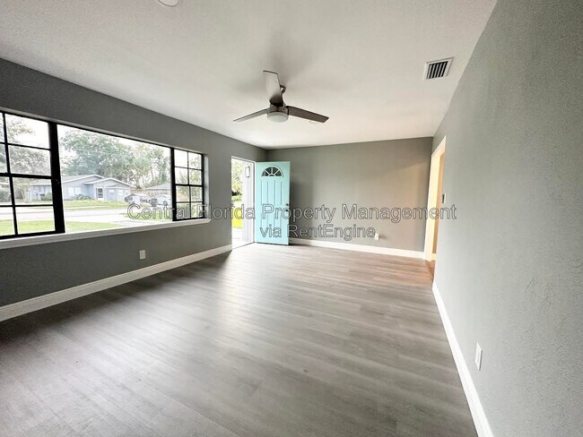Building Photo - 1413 Carlson Dr