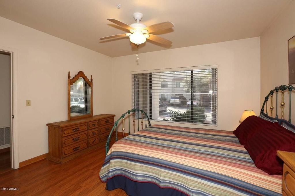 Master Bedroom - 750 E Northern Ave