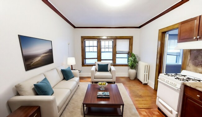 Building Photo - 693 Park Ave